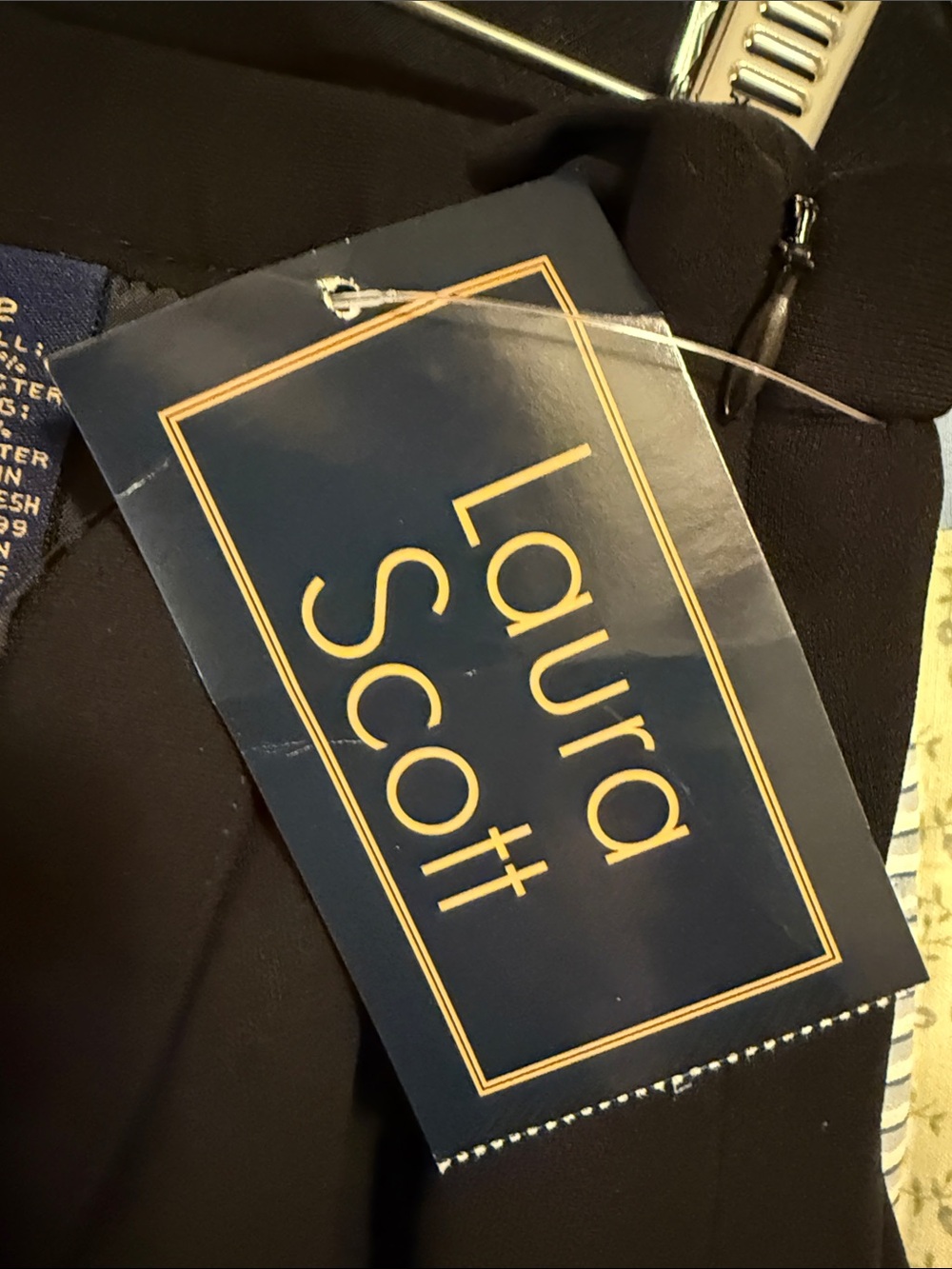Laura Scott Black Pencil Skirt — Clean Tailored Design - Picture 5 of 6
